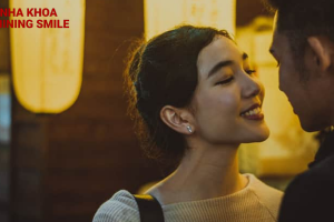Có thể hôn khi niềng răng không?